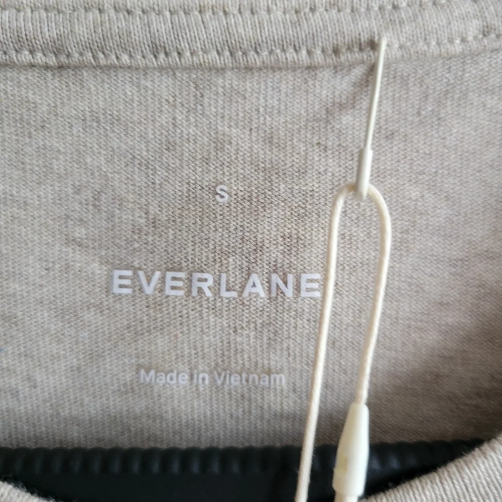 Everlane The Premium-Weight Pocket Tee Uniform Heather Oatmeal Size S - Picture 3 of 11